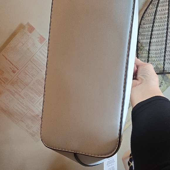 White Quilted Women's Bag - Picture 7 of 12